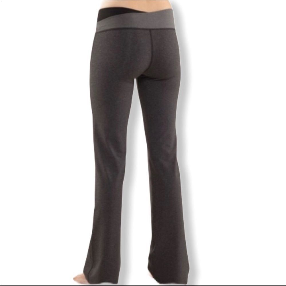 Lululemon Black & Gray Astro Yoga Pants